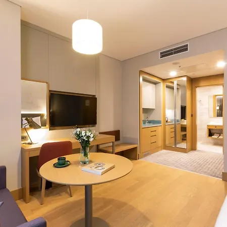 Radisson Harbiye 4*