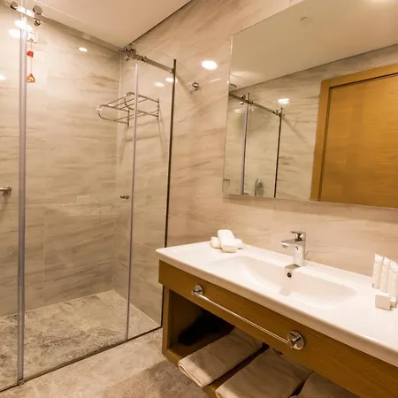 Radisson Harbiye 4* İstanbul