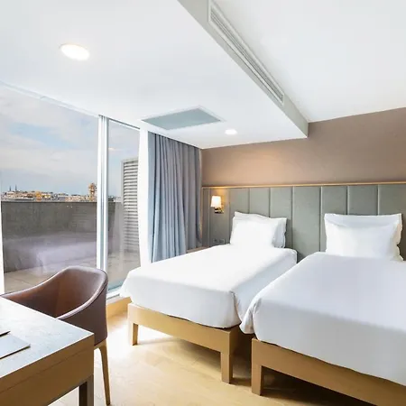 Radisson Harbiye 4* Estambul