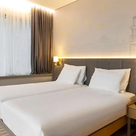 Hotel Radisson Harbiye 4*
