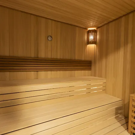 Radisson Harbiye Hotel 4*