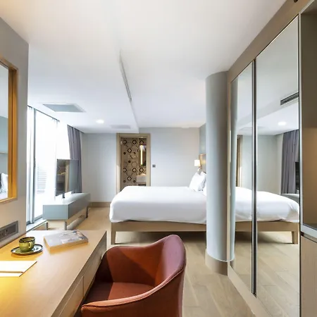 Radisson Harbiye