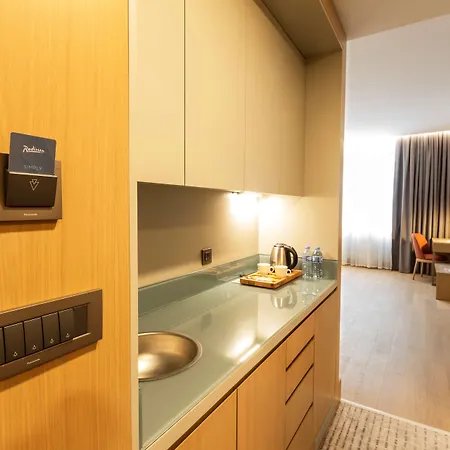 Hotel Radisson Harbiye 4*