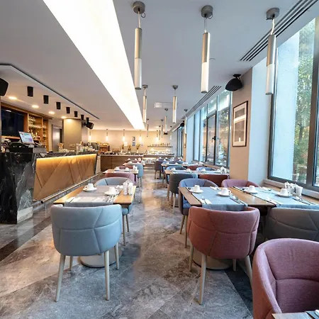 Radisson Harbiye Hotel