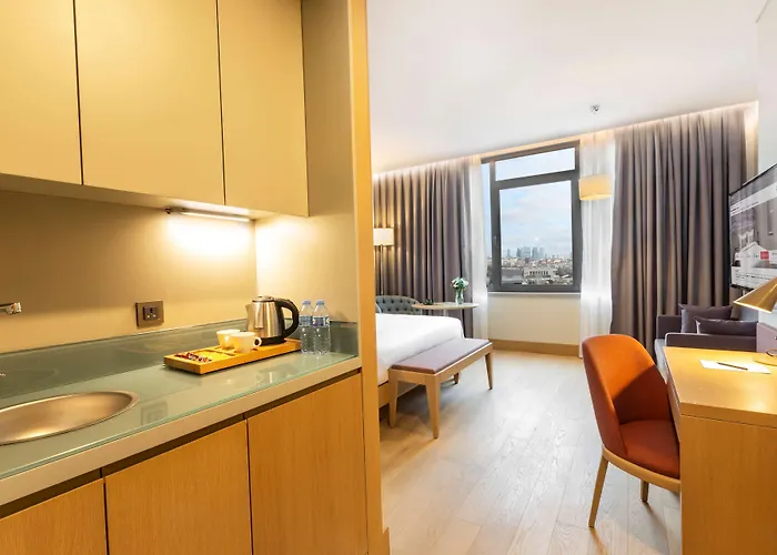 Radisson Harbiye 4*
